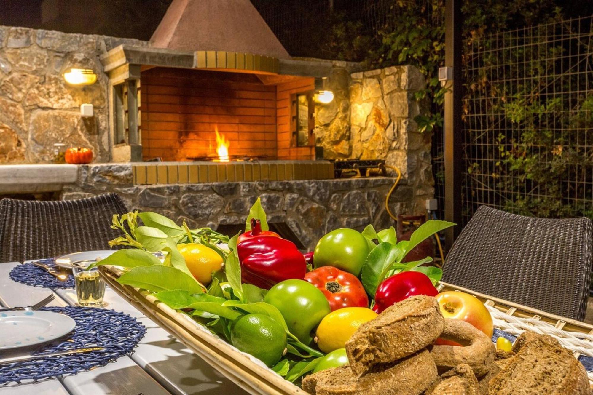 Villa Ampelaki - Premium Villa With Heated Pool Kounoupidhianá المظهر الخارجي الصورة